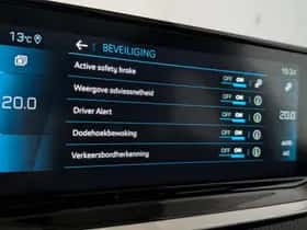 Peugeot 208 (2021) thumbnail 32