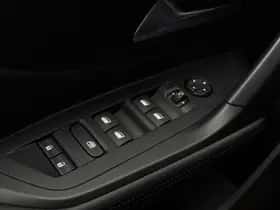 Peugeot 308 (2024) thumbnail 23