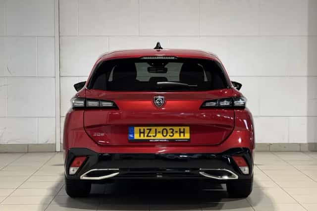 Peugeot 308 (2024) thumbnail 6