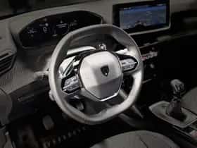 Peugeot 2008 (2025) thumbnail 14