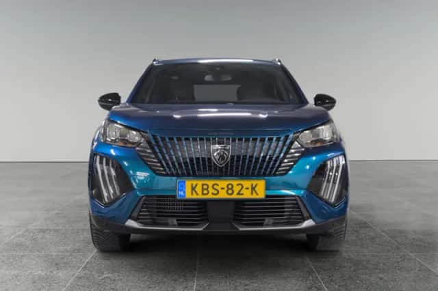 Peugeot 2008 (2025) thumbnail 4