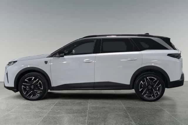 Peugeot 5008 (2025) thumbnail 5
