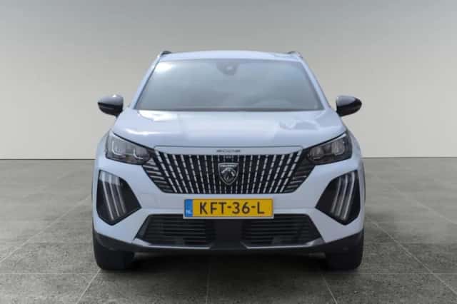 Peugeot 2008 (2025) thumbnail 3