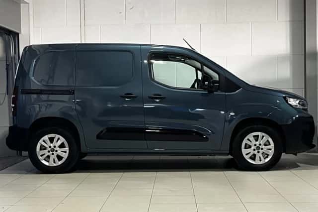 Peugeot E-Partner (2024) thumbnail 4