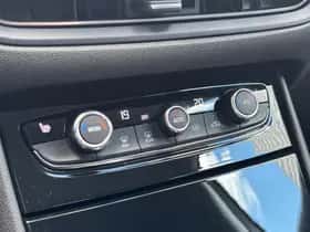 Opel Grandland (2022) thumbnail 23