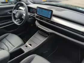 Jeep Avenger (2024) thumbnail 3