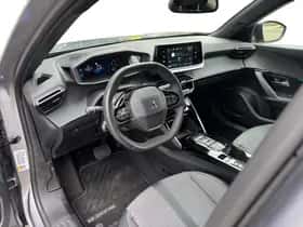 Peugeot e-2008 (2023) thumbnail 11