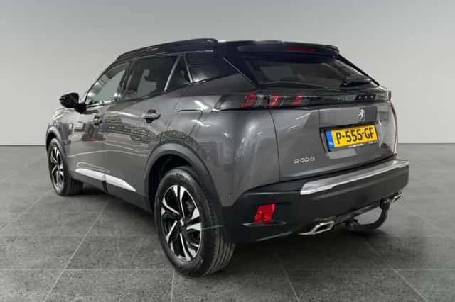 Peugeot 2008 (2022) thumbnail 5