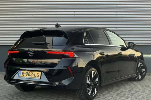 Opel Astra (2022) thumbnail 5