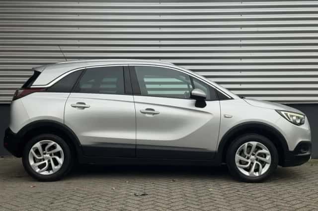 Opel Crossland X (2018) thumbnail 4