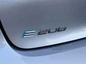 Peugeot e-208 thumbnail 22