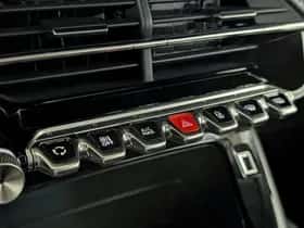 Peugeot 208 (2021) thumbnail 30