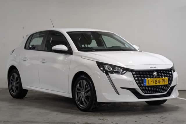 Peugeot 208 (2021) thumbnail 5