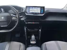 Peugeot e-208 (2021) thumbnail 14