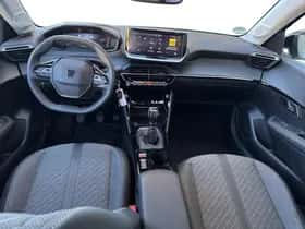 Peugeot 208 (2024) thumbnail 15