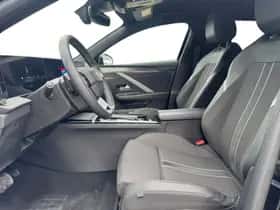 Opel Astra (2025) thumbnail 3