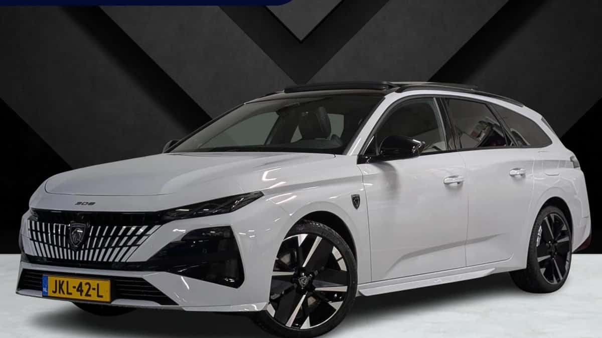 Peugeot 308 (2025) — foto 1