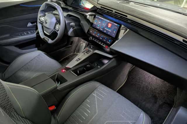Peugeot 308 (2025) thumbnail 4