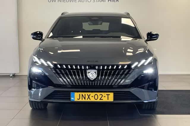Peugeot e-308 (2025) thumbnail 2
