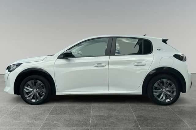 Peugeot e-208 (2022) thumbnail 4