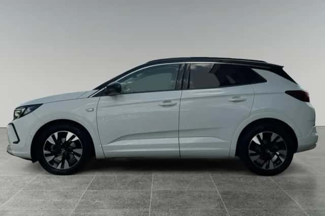 Opel Grandland (2022) thumbnail 4