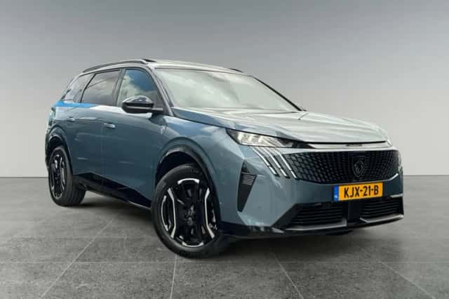 Peugeot E-5008 (2026) thumbnail 2