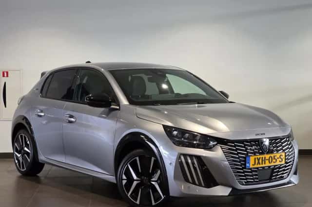 Peugeot 208 (2024) thumbnail 3