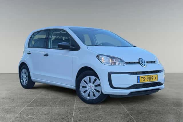 Volkswagen Up! (2018) thumbnail 2