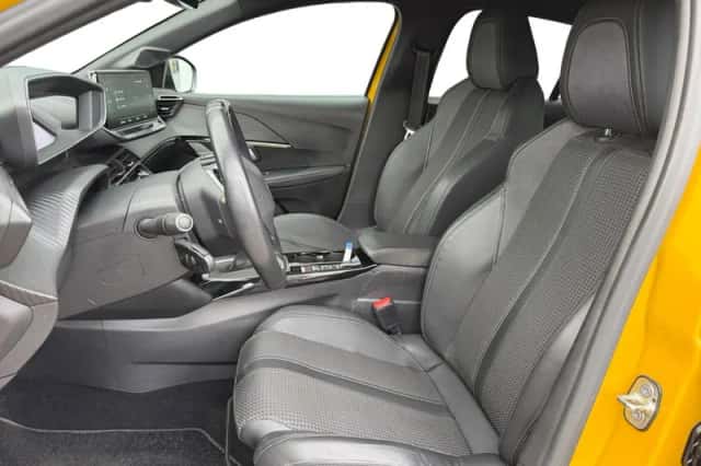 Peugeot 208 (2021) thumbnail 3
