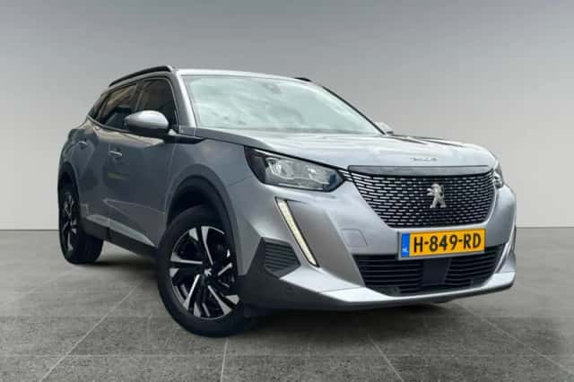 Peugeot 2008 (2020) thumbnail 3