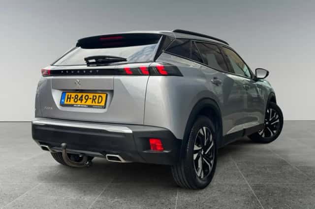 Peugeot 2008 (2020) thumbnail 5