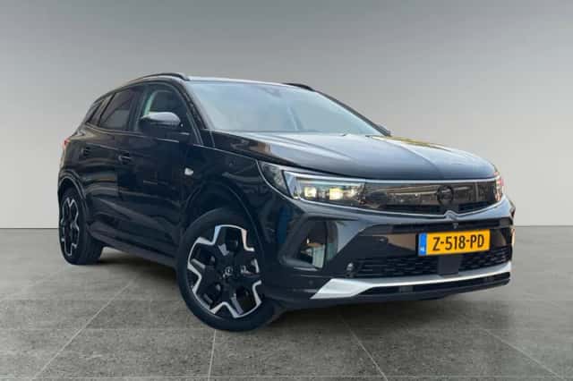 Opel Grandland (2022) thumbnail 3