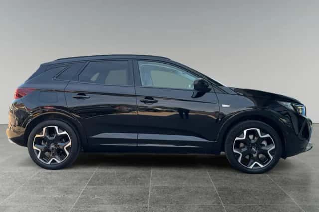 Opel Grandland (2022) thumbnail 4
