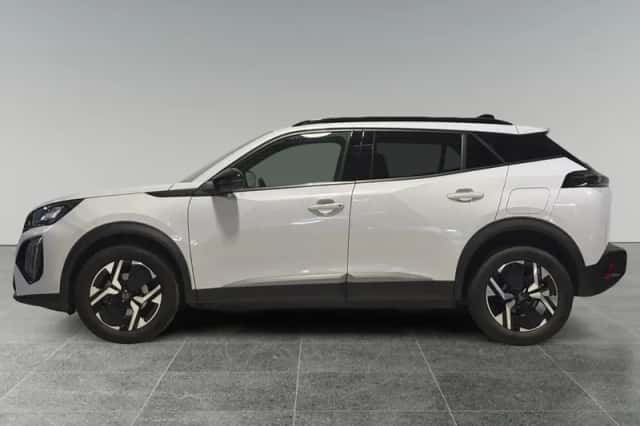 Peugeot 2008 (2024) thumbnail 3