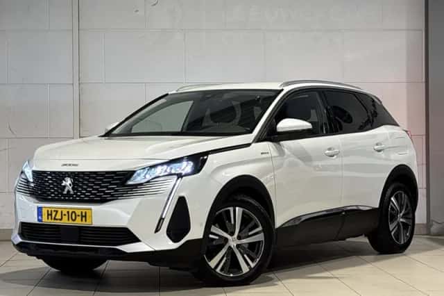 Peugeot 3008 (2021) thumbnail 3