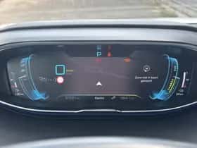 Peugeot 3008 (2021) thumbnail 24