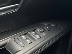 Peugeot 3008 (2021) thumbnail 28