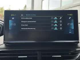 Peugeot 3008 (2021) thumbnail 41
