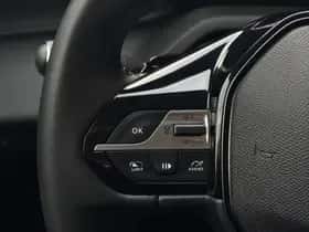 Peugeot 308 (2024) thumbnail 18
