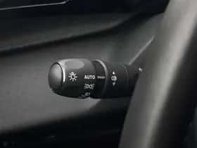 Peugeot 308 (2024) thumbnail 21