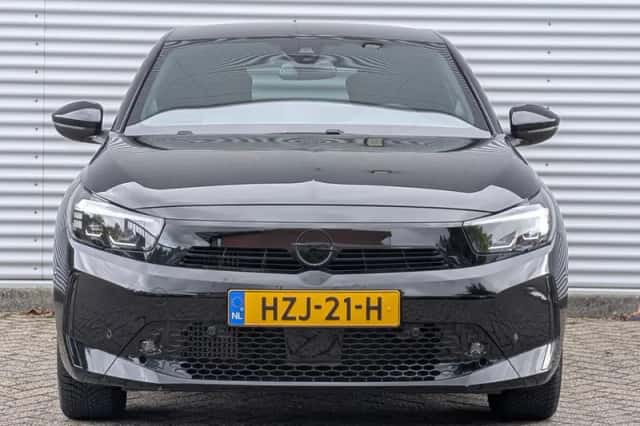 Opel Corsa (2023) thumbnail 2