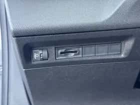 Peugeot 308 (2025) thumbnail 26