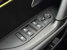 Peugeot 2008 (2024) thumbnail 31