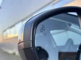 Opel Grandland (2023) thumbnail 63