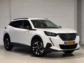 Peugeot 2008 (2022) thumbnail 4