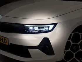 Opel Astra (2022) thumbnail 3