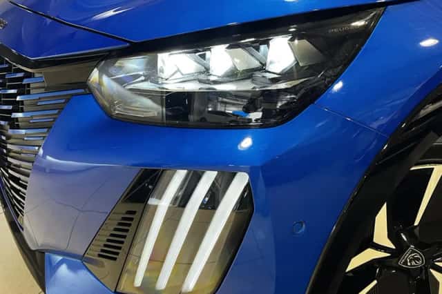 Peugeot 208 (2024) thumbnail 2