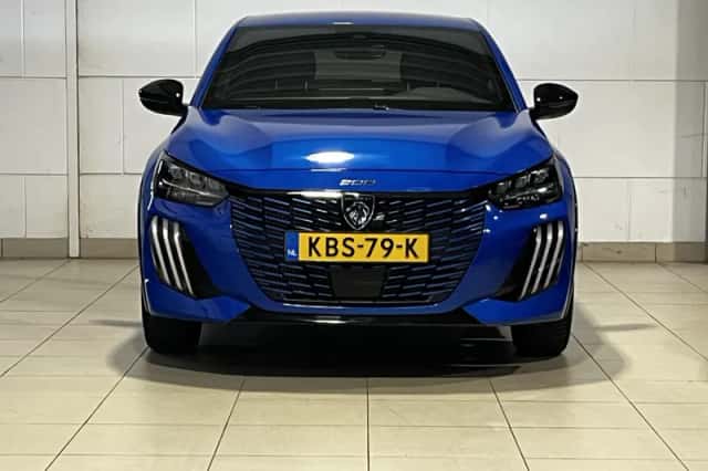 Peugeot 208 (2024) thumbnail 3