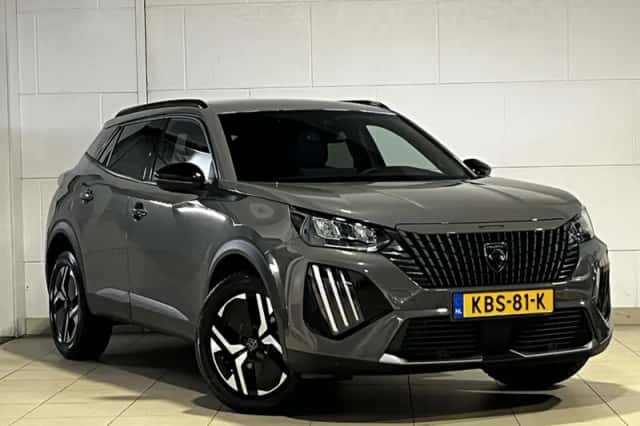 Peugeot 2008 (2024) thumbnail 4