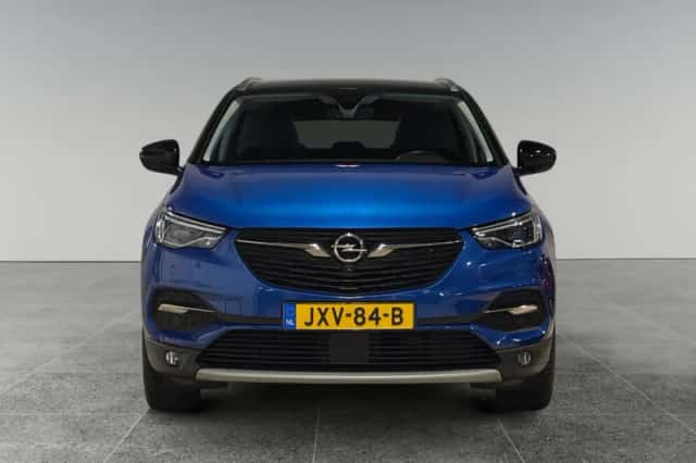 Opel Grandland X (2021) thumbnail 2
